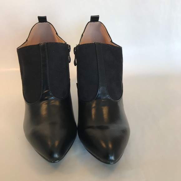 Black Faux Suede Leather Ankle Boot, sz 10 - Picture 3 of 5